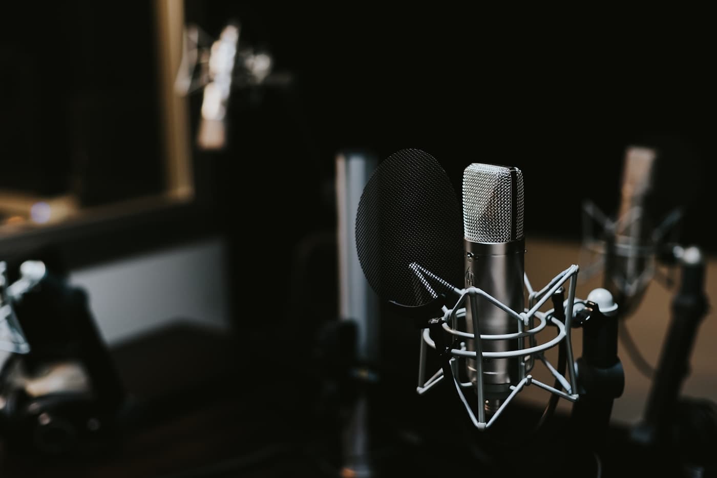 Voice and oral assessment microphone setup